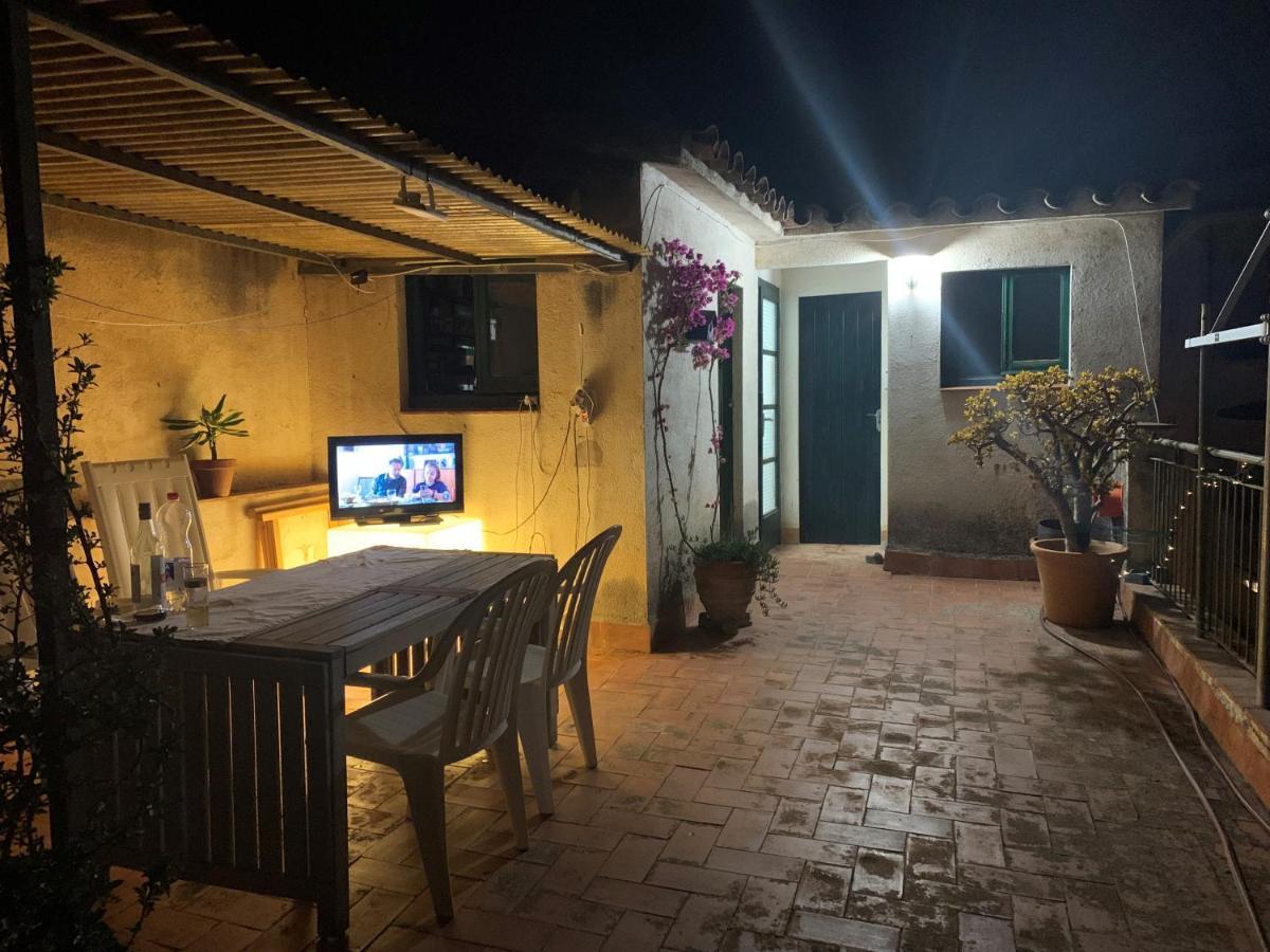 Notaria-Apartamento Y Estudio En Casco Antiguo, Al Lado De Playa, Rambla Y Monasterio, Con Acceso A Terraza Ajardinada Sant Feliu de Guíxols Exteriör bild