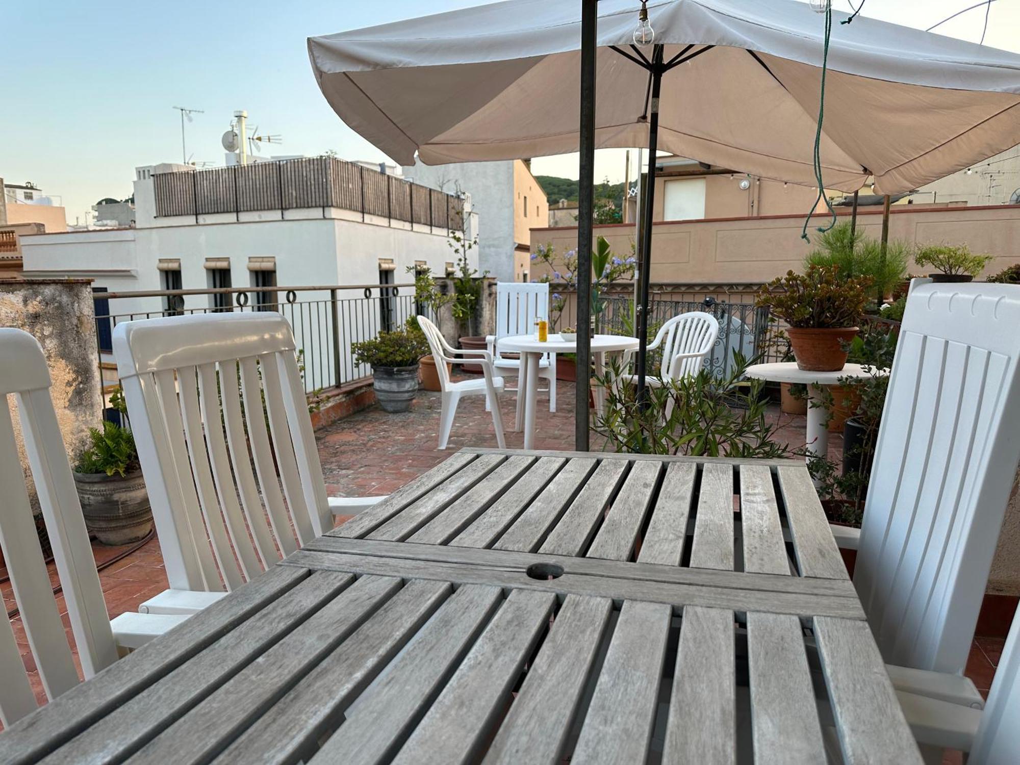 Notaria-Apartamento Y Estudio En Casco Antiguo, Al Lado De Playa, Rambla Y Monasterio, Con Acceso A Terraza Ajardinada Sant Feliu de Guíxols Exteriör bild