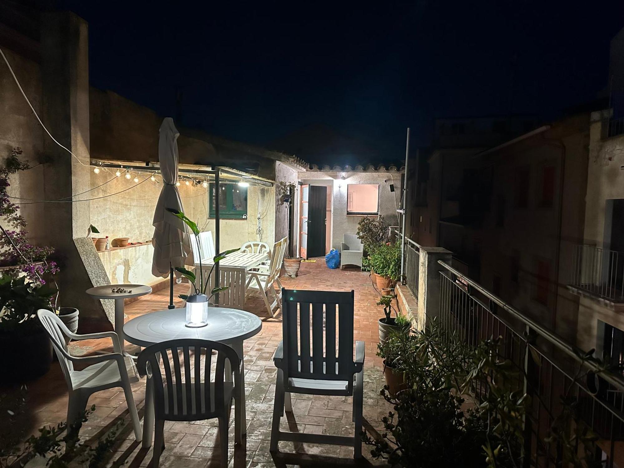 Notaria-Apartamento Y Estudio En Casco Antiguo, Al Lado De Playa, Rambla Y Monasterio, Con Acceso A Terraza Ajardinada Sant Feliu de Guíxols Exteriör bild