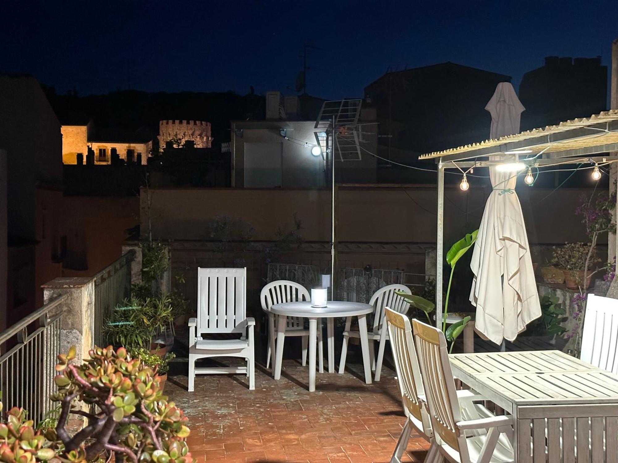 Notaria-Apartamento Y Estudio En Casco Antiguo, Al Lado De Playa, Rambla Y Monasterio, Con Acceso A Terraza Ajardinada Sant Feliu de Guíxols Exteriör bild