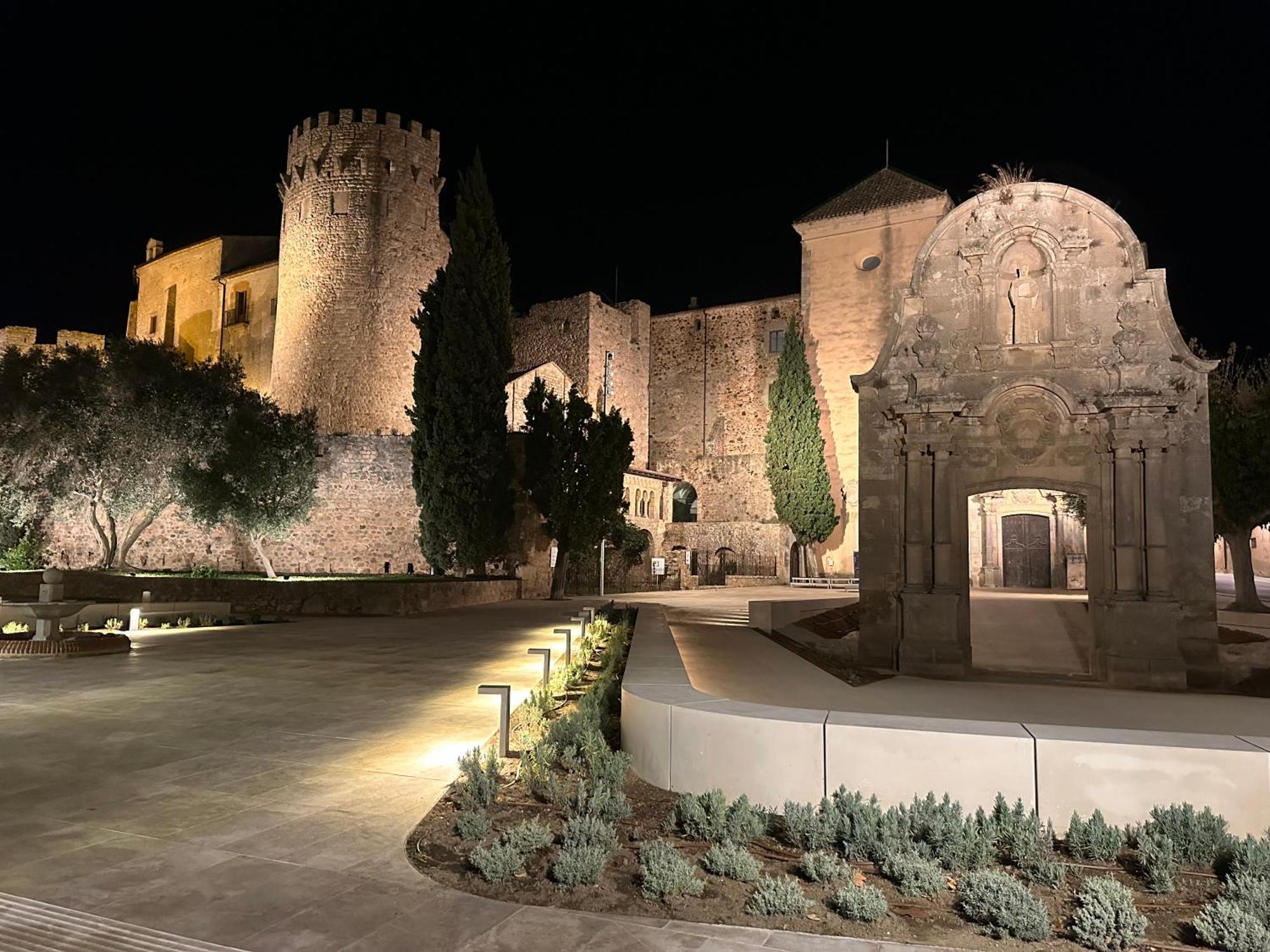Notaria-Apartamento Y Estudio En Casco Antiguo, Al Lado De Playa, Rambla Y Monasterio, Con Acceso A Terraza Ajardinada Sant Feliu de Guíxols Exteriör bild