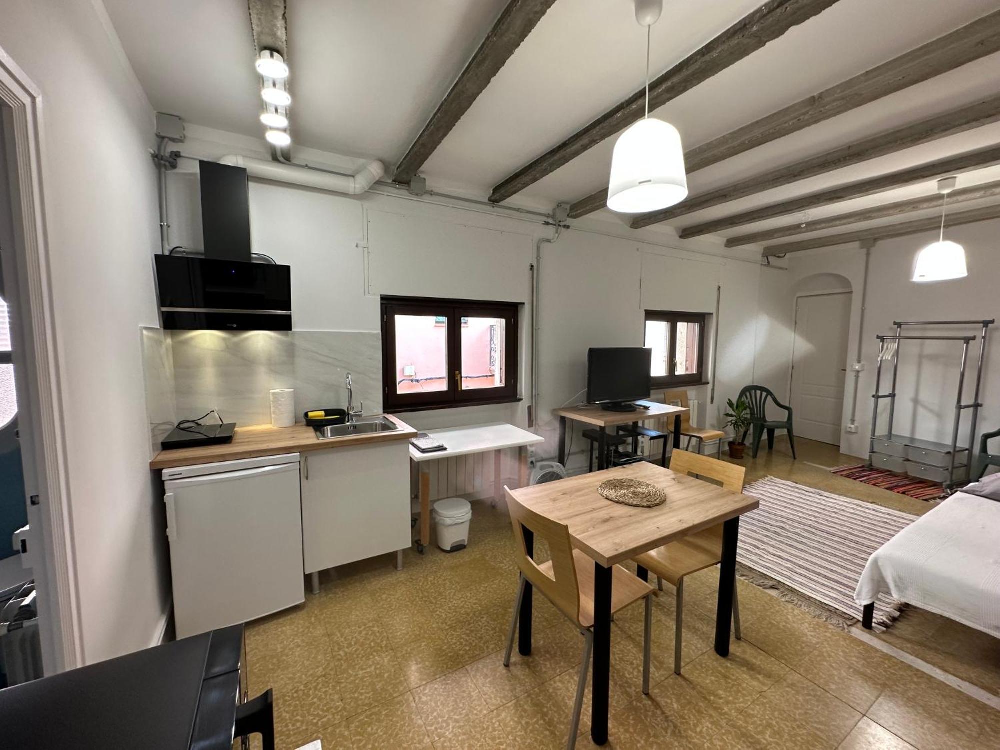 Notaria-Apartamento Y Estudio En Casco Antiguo, Al Lado De Playa, Rambla Y Monasterio, Con Acceso A Terraza Ajardinada Sant Feliu de Guíxols Exteriör bild