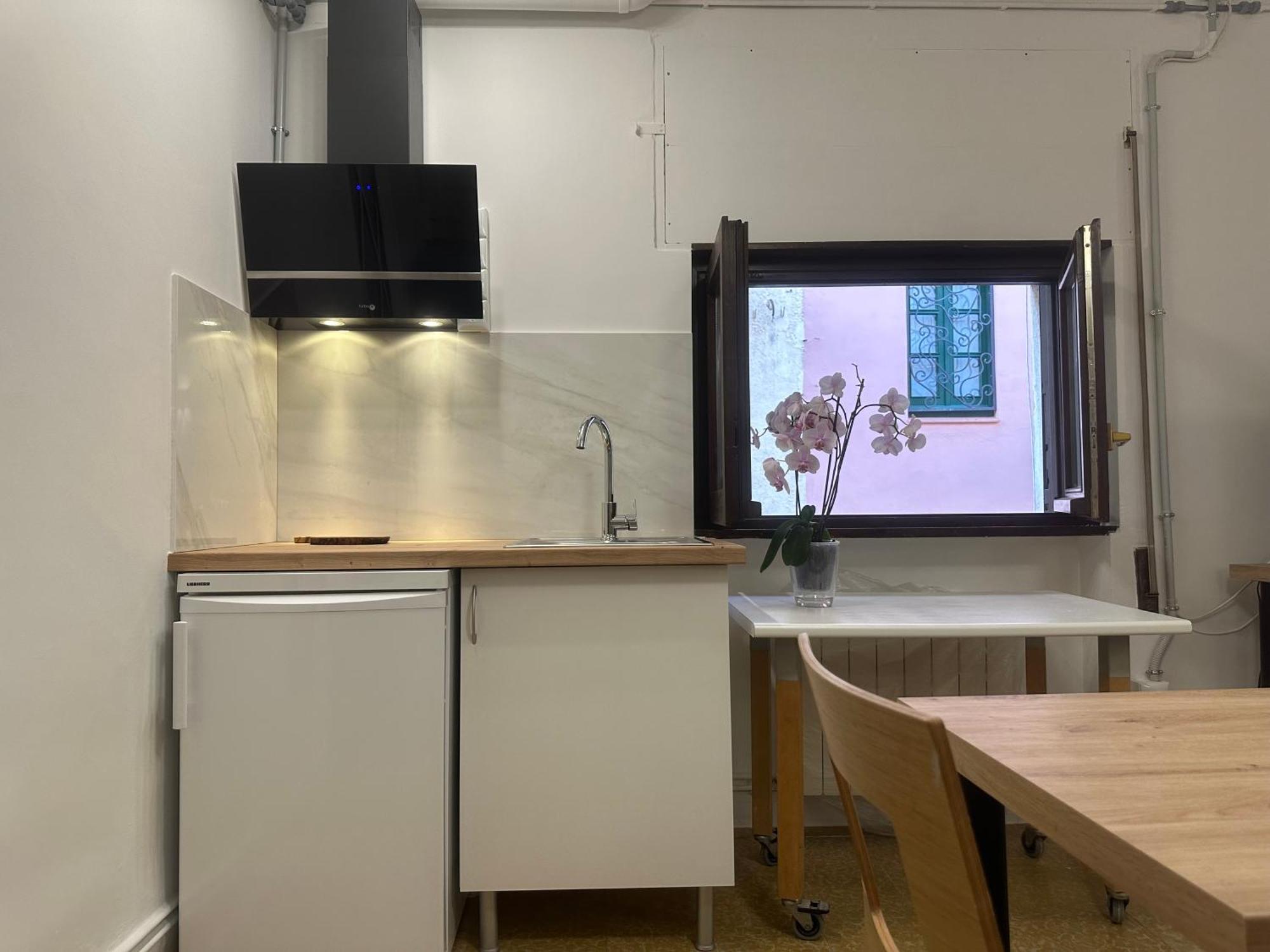 Notaria-Apartamento Y Estudio En Casco Antiguo, Al Lado De Playa, Rambla Y Monasterio, Con Acceso A Terraza Ajardinada Sant Feliu de Guíxols Exteriör bild